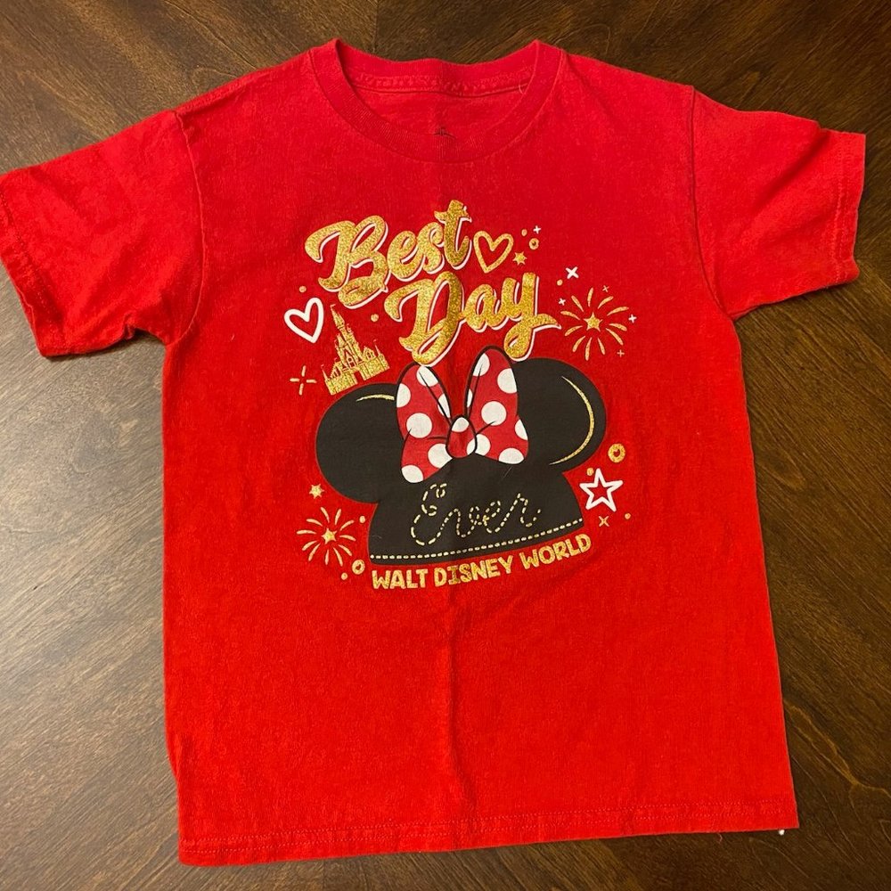 Disney Parks "Best Day" at Walt Disney World in a kids size Small or S